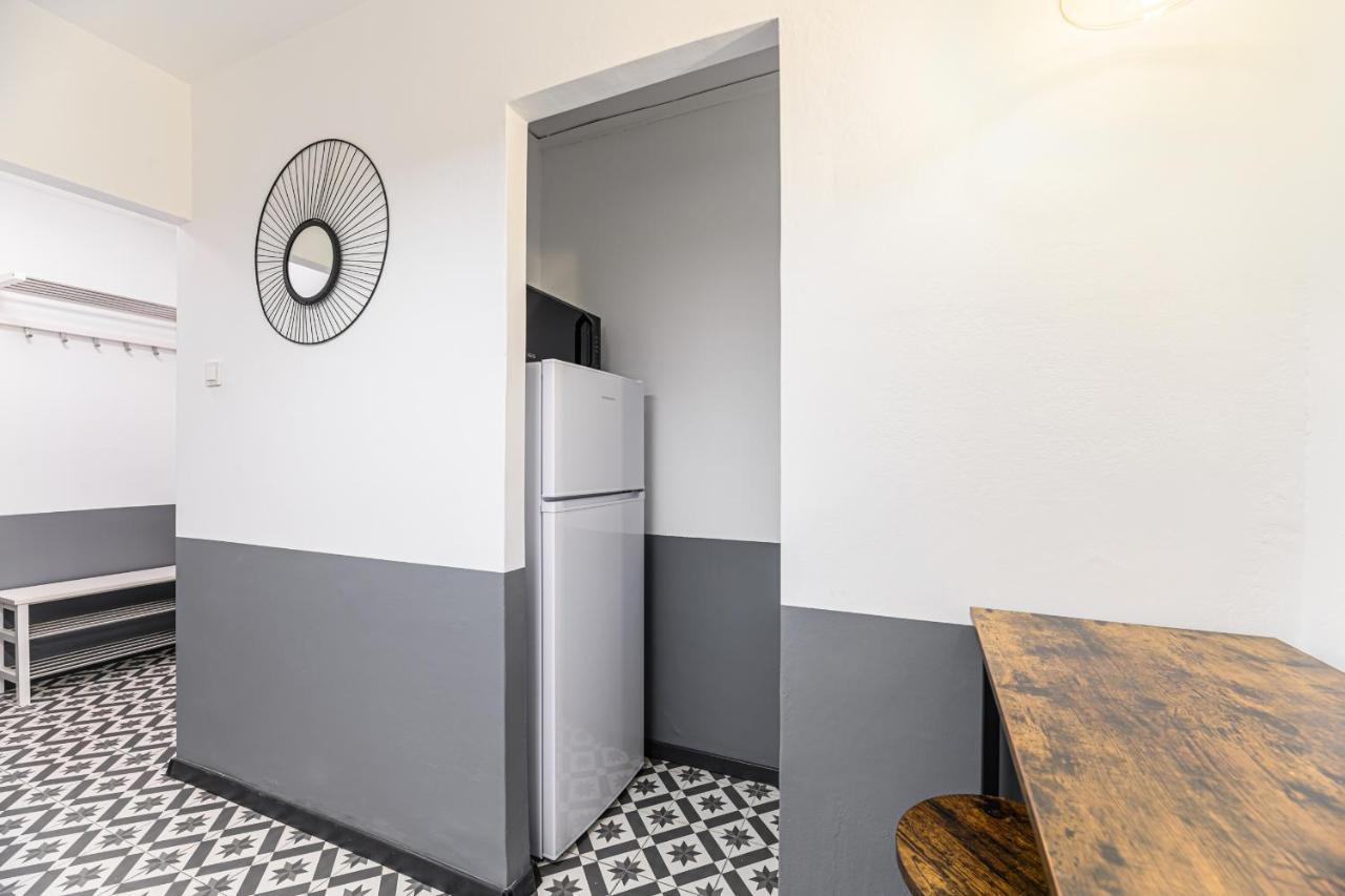 Travelers Hideout - Central Apartment Braşov Dış mekan fotoğraf