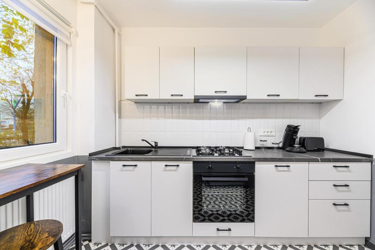 Travelers Hideout - Central Apartment Braşov Dış mekan fotoğraf