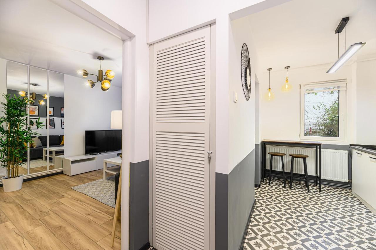 Travelers Hideout - Central Apartment Braşov Dış mekan fotoğraf